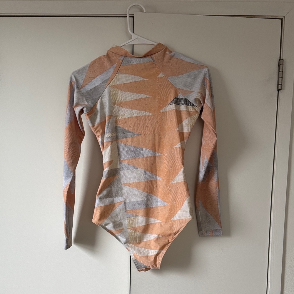 Mara Hoffman Long Sleeve Geometric One-Piece Swimsuit – Peach & Neutral Print